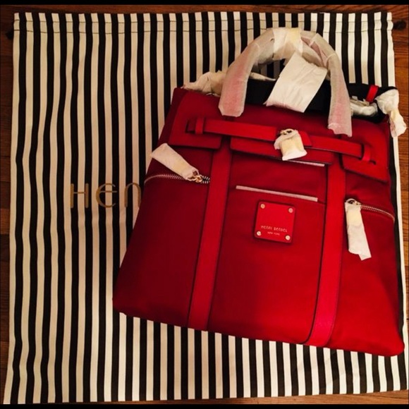 henri bendel Handbags - Henri Bendel Jetsetter Convertible Backpack